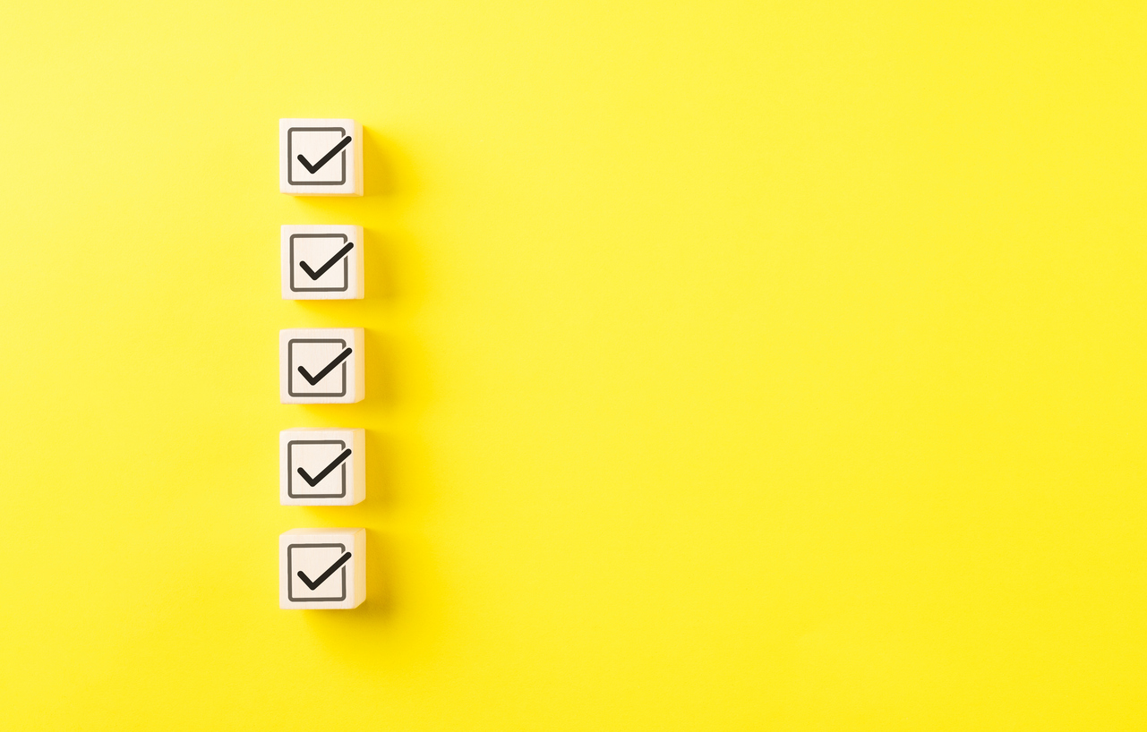 commercial contract checklist themes